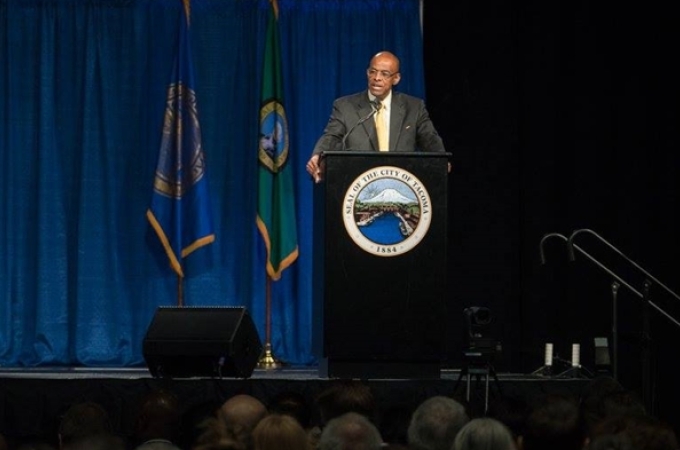 Dexter B. Gordon