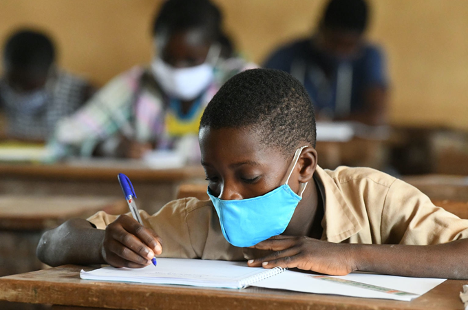 School principals warned over mask mandate 