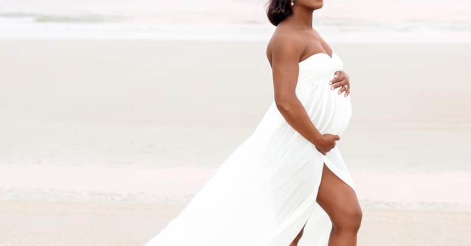 Veronica Campbell-Brown posted this photo on her social media page to announce that she's pregnant (Photo Credit: facebook.com/VCBofficial)