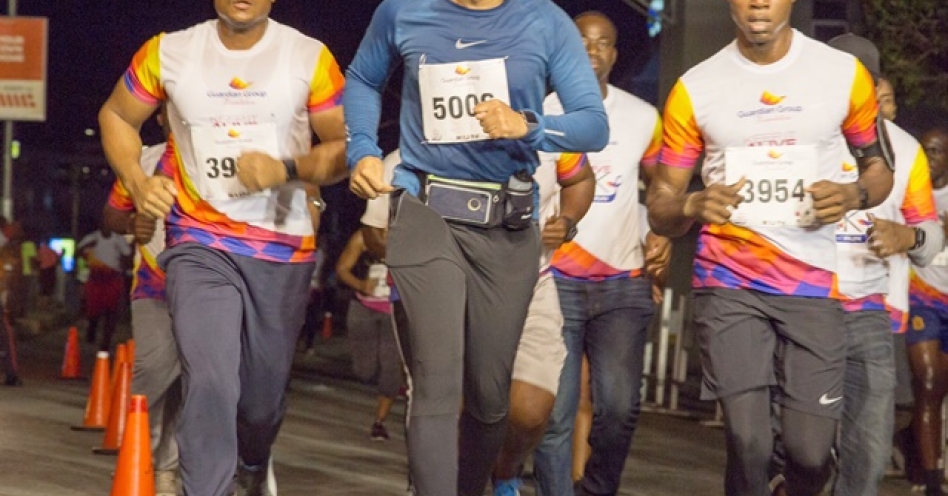Jamaica Prime Minister Andrew Holness participating in the Guardian Group 5k run on May 25, 2019. (Image credits: twitter.com/AndrewHolnessJM)