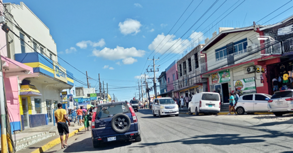 It was business as usual when our reporter drove through Old Harbour town Friday, January 17, 2025. (OH News Photo)