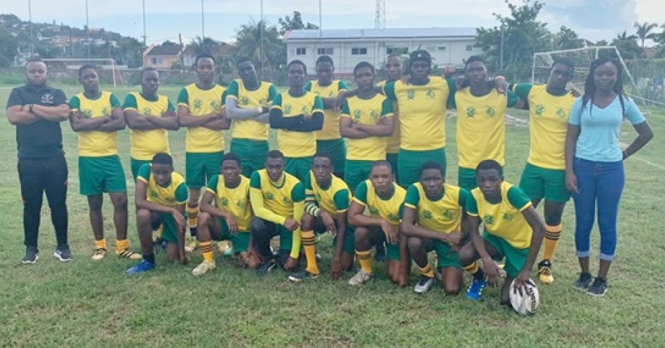 Devaughn Stewart (left) and the Old Harbour High School U19 rugby team