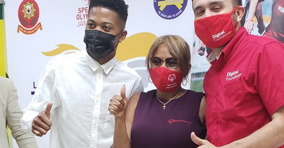 (L-R) Leon Bailey, Lorna Bell and Jabbor Kayumov (Contributed Photo)
